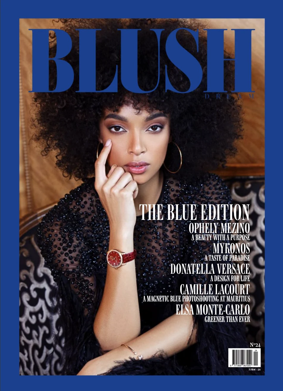 Le magazine « Blush Dream Magazine » reçoit la créatrice et styliste de la marque « Cassandra Le Maistre ». — photographie des archives