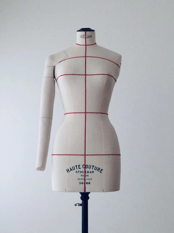 Mannequin de couture de l’atelier