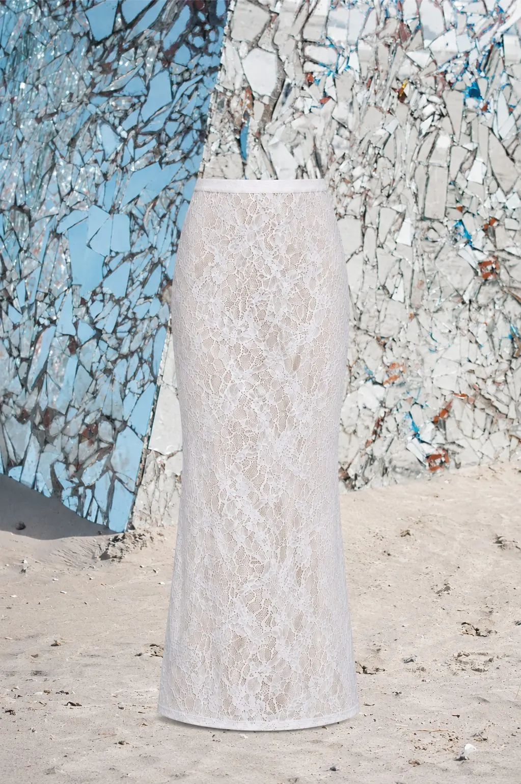 Jupe longue blanche en dentelle